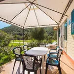 Tatil Evi Mobile In With Shared Pool Rabac