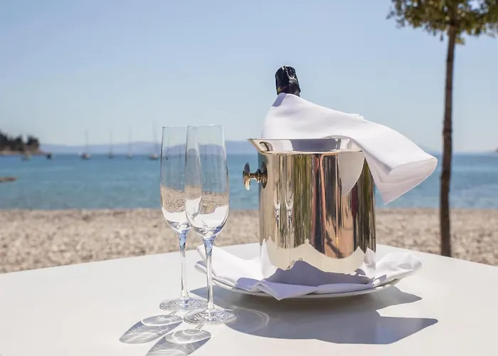 別荘 Mobile In With Shared Pool ラバック